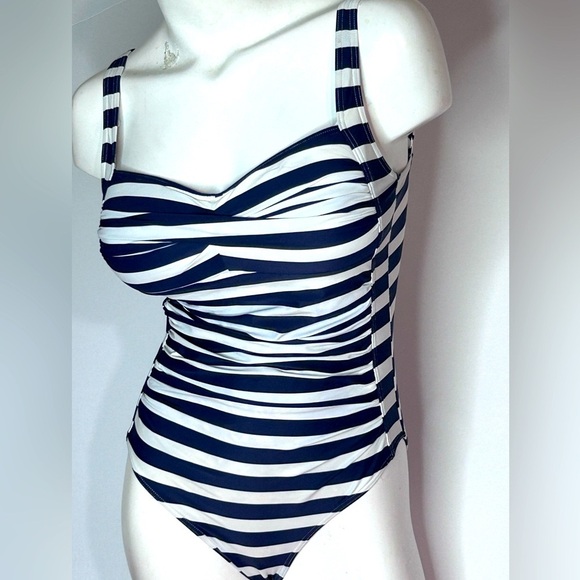 Nordstrom NipTuck Ruched Multi Fit Cup Joanne Striped Tummy Control Swimsuit 6 - Picture 5 of 16